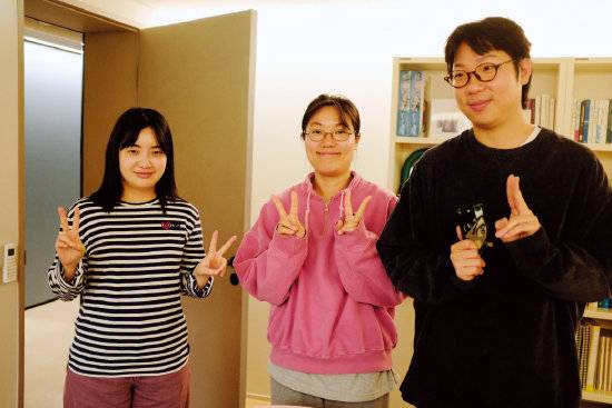 에그이즈커밍 마케팅팀의 주축인 정진영 마케터와 홍정빈 마케터, 이민환 팀장(왼쪽부터).