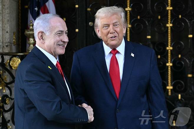 도널드 트럼프 미국 대통령과 베냐민 네타냐후 이스라엘 총리.ⓒ AFP=뉴스1