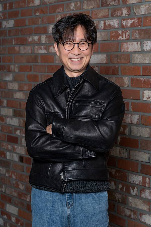 신작 ‘왕과 사는 남자’로 돌아온 장항준 감독. 쇼박스 제공