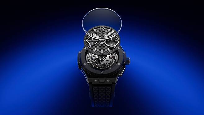 블랙 하이테크 세라믹 케이스 소재의 '빅뱅 오리지널 유니코 블랙 매직' 모델. 사진 위블로