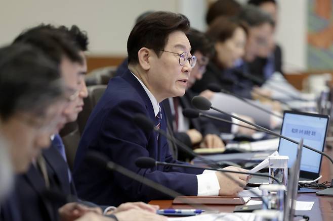 (서울=뉴스1) 허경 기자 = 이재명 대통령이 12일 청와대에서 열린 수석보좌관회의에서 발언하고 있다. 2026.2.12/뉴스1 Copyright (C) 뉴스1. All rights reserved. 무단 전재 및 재배포, AI학습 이용 금지. /사진=(서울=뉴스1) 허경 기자