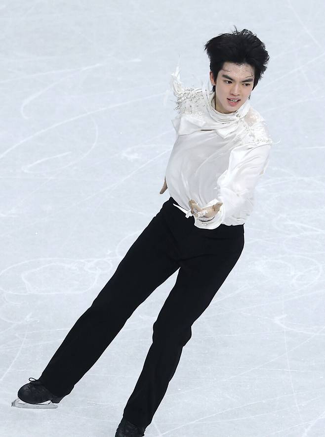 ▲ 차준환은 14일 이탈리아 밀라노 아이스스케이팅 아레나에서 열린 2026 밀라노·코르티나 동계올림픽 피겨스케이팅 남자 싱글 프리스케이팅에서 기술점수(TES) 95.16점, 예술점수(PCS) 87.04점, 감점 1점을 묶어 181.20점을 기록했다. 쇼트 프로그램 92.72점을 합한 총점 273.92점으로 최종 4위에 자리했다. ⓒ연합뉴스