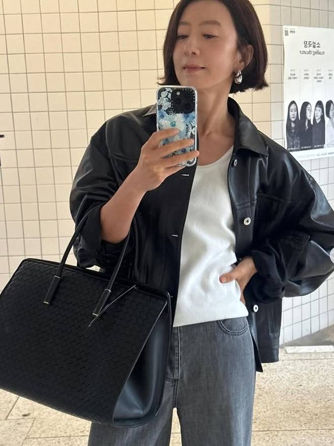 김희애. 사진|인스타그램