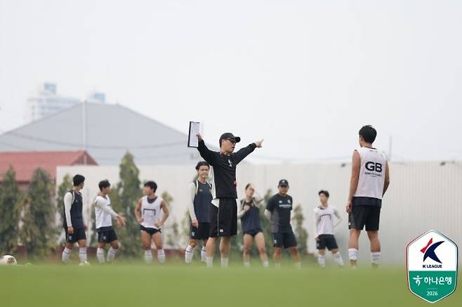광주 FC 이정규 감독. 사진=한국프로축구연맹