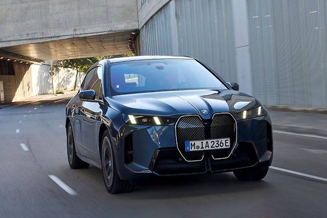 BMW 뉴 iX xDrive60/제공=BMW
