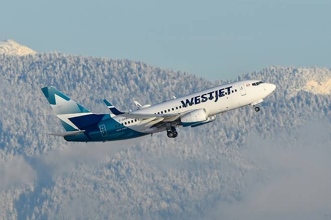 인천~캘거리 노선을 운항하는 웨스트젯 / 사진= 언스플래쉬