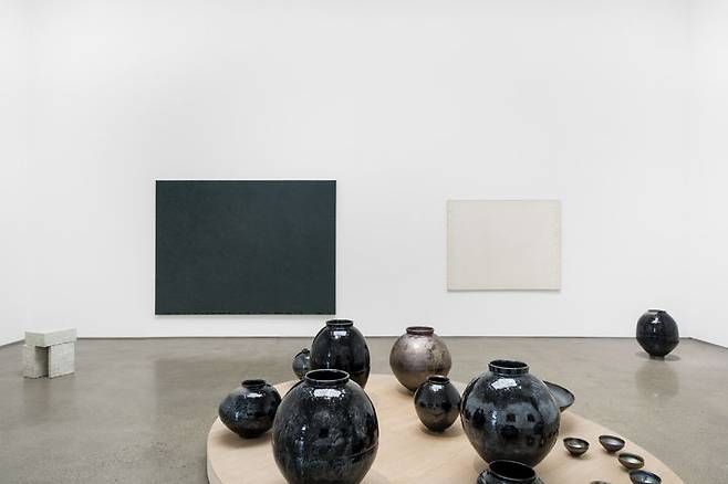 PKM갤러리 From Hands 전시 전경 *재판매 및 DB 금지