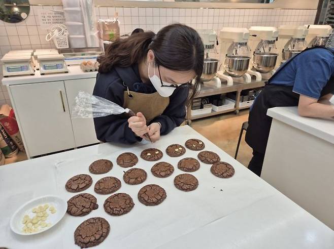 장애인 평생학습 프로그램 수업 현장. 강서구 제공.