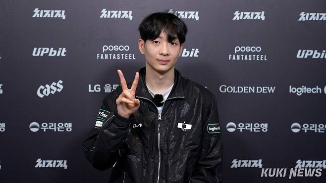 ‘루시드’ 최용혁이 20일 오후 5시 서울 종로구 치지직 롤파크 LCK 아레나에서 열린 ‘2026 LCK컵’ 플레이오프 패자조 2라운드 DN 수퍼스와 경기가 끝난 뒤 쿠키뉴스와 인터뷰하고 있다. 쿠키뉴스 DB