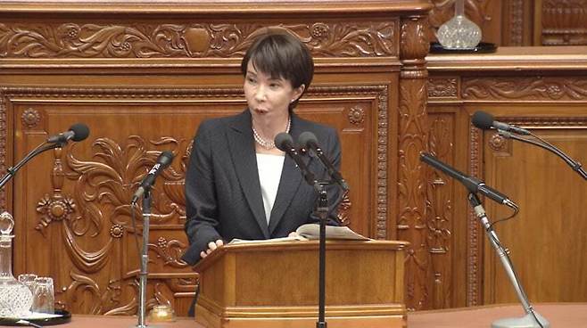 20일 오후 일본 국회에서 시정연설을 하는 다카이치 사나에 일본 총리. 중의원 연설 화면 캡처