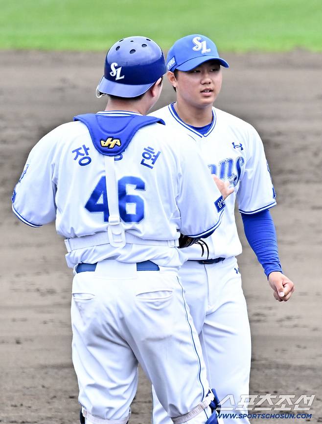 위기의 순간 마운드를 찾은 포수 장승현의 경험이 삼성을 위기에서 구했다.
