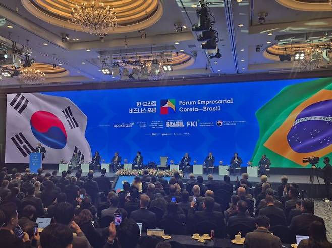 한국경제인협회는 23일 서울 중구 롯데호텔에서 브라질 수출투자진흥청(ApexBrasil)과 공동으로 '한-브라질 비즈니스 포럼'을 개최했다. 김진영 기자