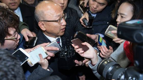 삼성물산-제일모직 합병 과정에 개입한 혐의(직권남용)로 문형표 전 보건복지부 장관은 대법원에서 징역 2년6개월이 확정됐다. 연합뉴스