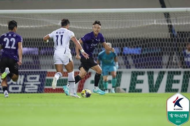 FC 안양 중앙 수비수 권경원. 사진=한국프로축구연맹