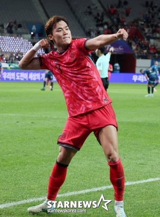 한국 축구 국가대표팀이 지난 10월 14일 서울월드컵경기장에서 파라과이 대표팀과 친선경기를 벌였다. 오현규가 두 번째 골을 터뜨린 후 세리머니를 하고 있다. /사진=김진경 대기자