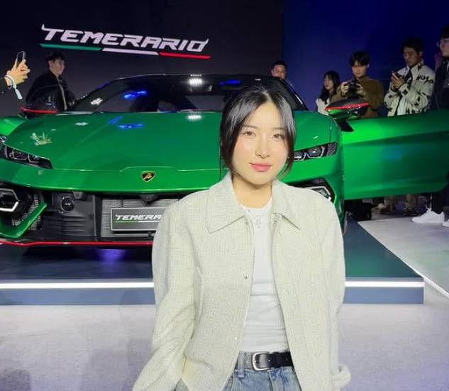 김길리가 작년 3월 람보르기니 신차 '테메라리오' 론칭 행사에 초대받은 모습. /김길리 인스타그램