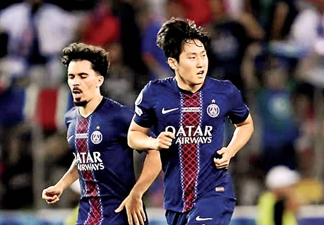추격을 불씨를 살린 이강인. PSG 공식 SNS