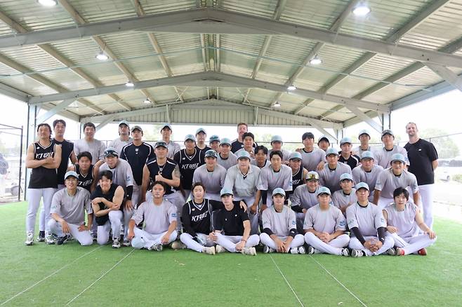 KT 위즈 선수단. /사진=KT 위즈 제공