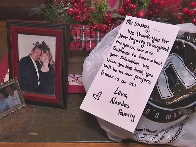 미국에서 시한부 판정을 받은 단골손님에게 무료로 음식을 제공한 식당 사연이 감동을 주고 있다./사진=12News