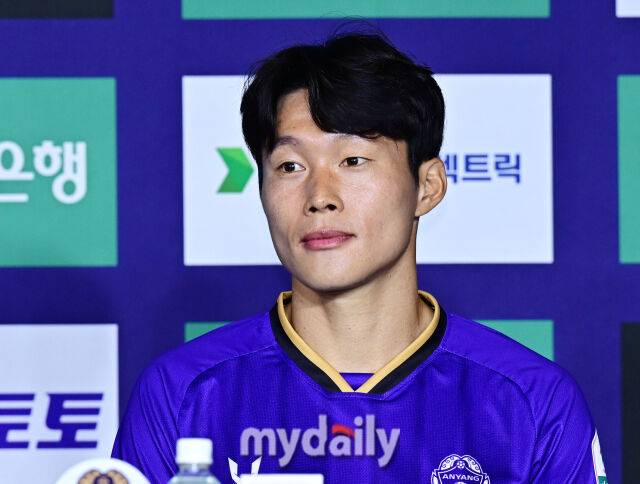 FC 안양 유병훈 감독이 25일 서울 서대문구 스위스 그랜드 호텔에서 진행된 하나은행 2026 K리그 개막 미디어데이에 참석했다./스위스그랜드호텔=한혁승 기자