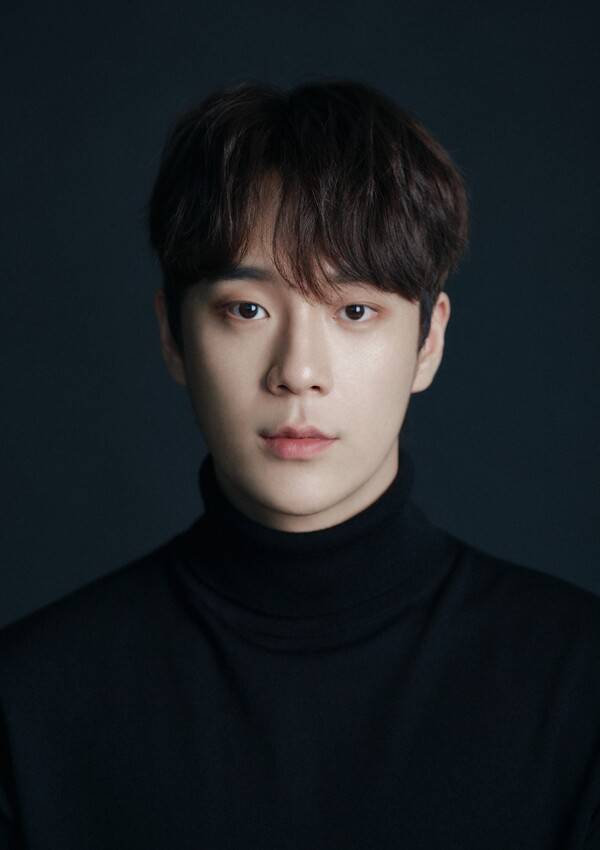 ▲ 새 소속사 와이에이치 엔터테인먼트에 둥지를 튼 배우 고우진이 드라마 '승산 있습니다'에 출연한다. 제공|와이에이치 엔터테인먼트