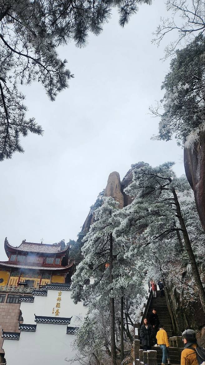 츠저우시 눈 쌓인 절경.