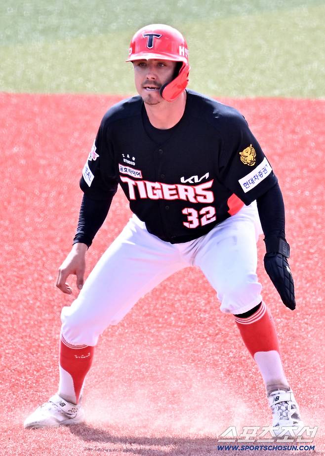 24일 일본 오키나와 가데나 구장에서 열린 야구 대표팀과 KIA 타이거즈의 평가전. 데일이 숨을 고르고 있다. 오키나와(일본)=박재만 기자 pjm@sportschosun.com/2026.02.24/