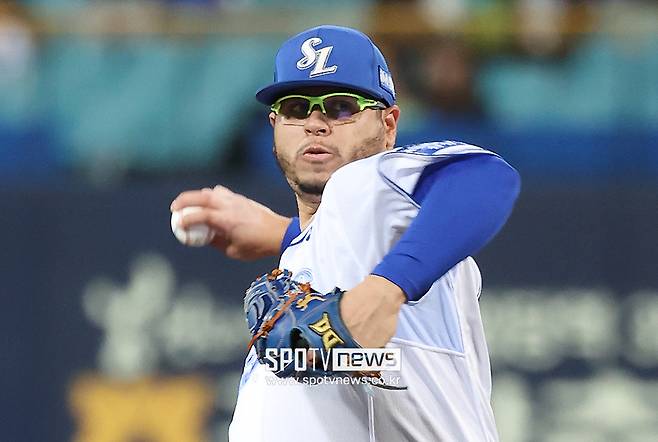 ▲ 후라도도 2023년 183⅔이닝, 2024년 190⅓이닝, 지난해 197⅓이닝을 던졌다. 충분한 회복이 중요한 선수인데 WBC 출전이라는 변수가 있어 마음을 놓지는 못한다 ⓒ곽혜미 기자