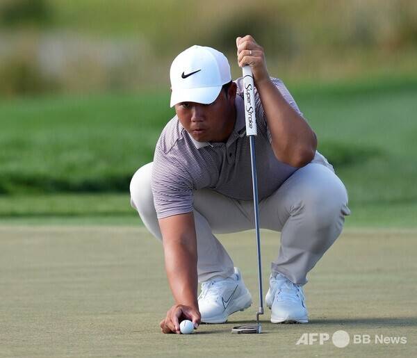 김성현, 이경훈 프로와 함께 2026년 미국프로골프(PGA) 투어 코그니전트 클래식에 출전한 김주형 프로가 2라운드에서 경기하는 모습이다. 사진제공=ⓒAFPBBNews = News1
