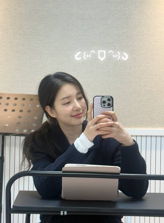 윤채경 소셜미디어