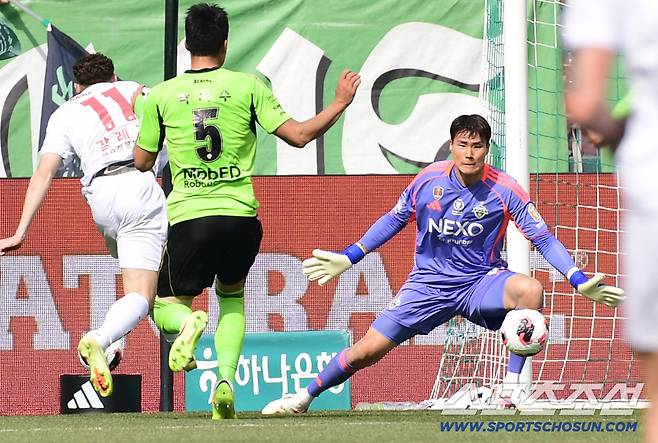 3월 1일 전주월드컵경기장에서 열린 K리그1 전북현대와 부천FC1995의 경기. 전반 동점골을 성공시킨 부찬 갈레고. 전주=송정헌 기자songs@sportschosun.com/2026.03.01/