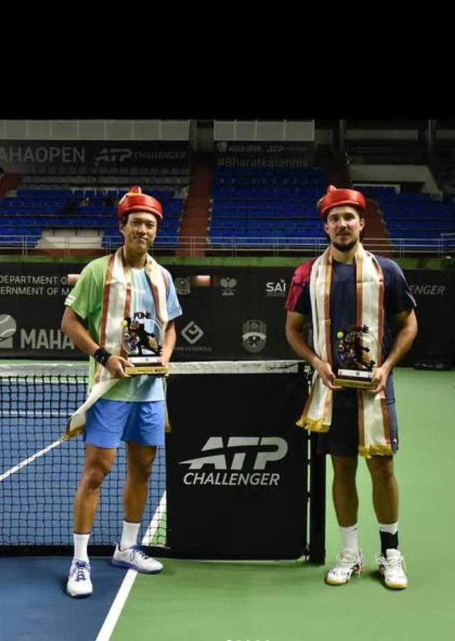 남지성과 파트너 패트릭 니클라스 살미넨. 사진 대회본부 SNS