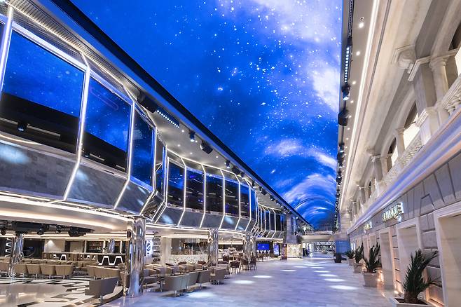 부산 출발 크루즈 MSC 벨리시마 라운지 아케이드 등 시설