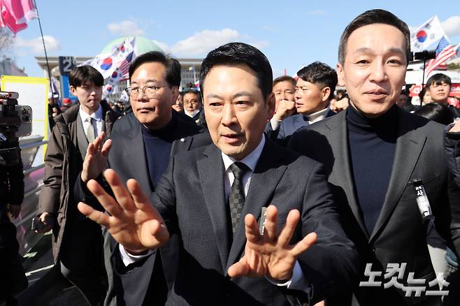 윤창원 기자