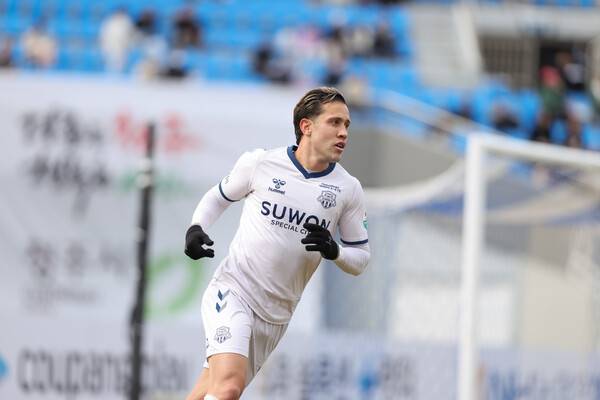 수원FC 프리조 데뷔전 맹활약, 용인FC전서 연속 활약 기대.(사진제공=한국프로축구연맹)