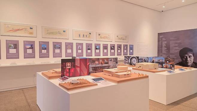 본스타 1층 기획전시실에서 열리는 특별전 ‘Tadao Ando: Sea–Jeju Island and Naoshima’의 작품들. 사진 본태박물관