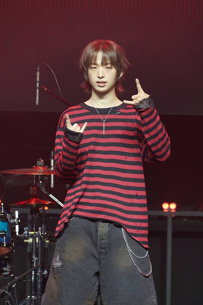 드래곤포니 기타 권세혁. 안테나 제공