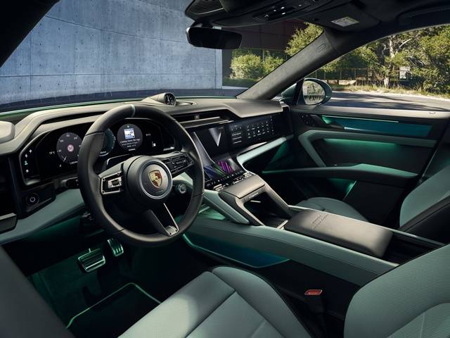 카이엔 S 일렉트릭 인테리어 스타일 패키지. /포르쉐