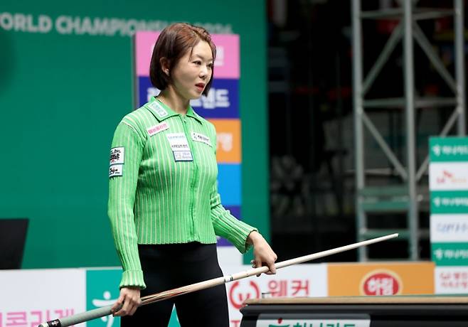 김가영이 14일 저녁 제주 한라체육관에서 열린 하나카드 하나캐피탈 제주특별자치도 LPBA 월드 챔피언십 2026 4강전에서 김세연을 꺾고 결승에 진출했다. 사진은 김가영의 경기 모습. /사진=LPBA