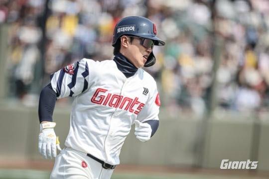 전민재 / 사진=롯데 자이언츠 제공