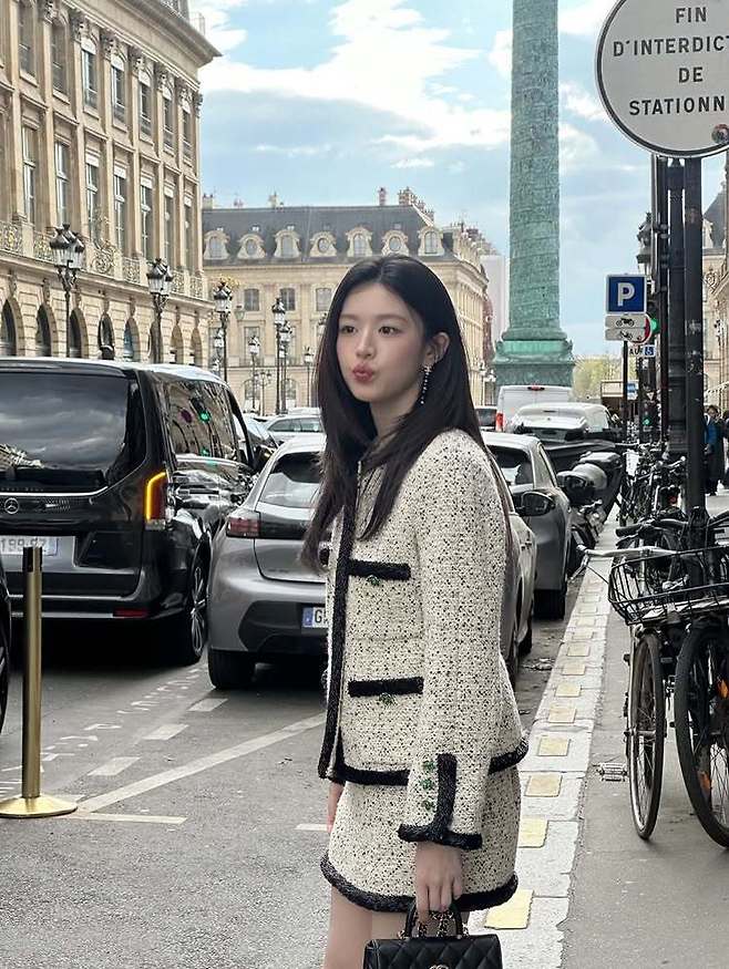 고윤정 소셜미디어