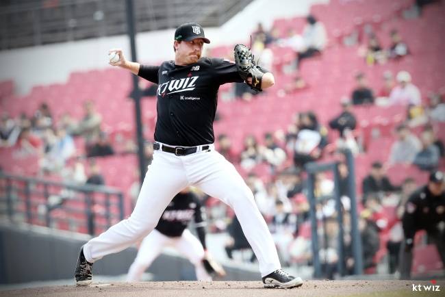 KT 맷 사우어./KT 위즈 제공