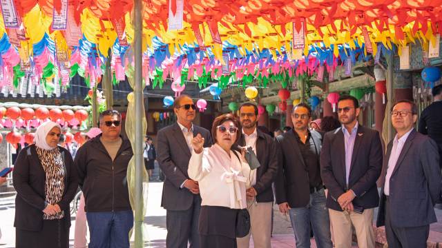 불국사를 방문한 외국인 관광객, 경북문화관광공사 제공