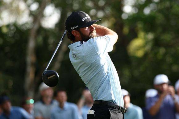 캐머런 영이 더 플레이어스 챔피언십 4라운드 15번 홀에서 티샷을 하고 있다. 폰테베드라비치=AFP연합뉴스