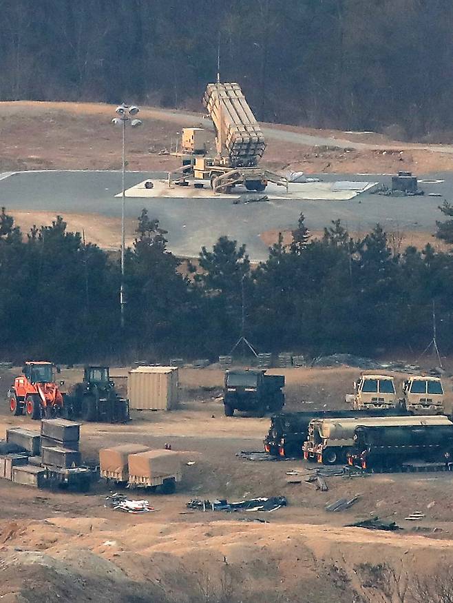 경북 성주군 주한미군 기지에 사드(THAAD·고고도 미사일 방어체계)가 배치돼 있다. 뉴시스