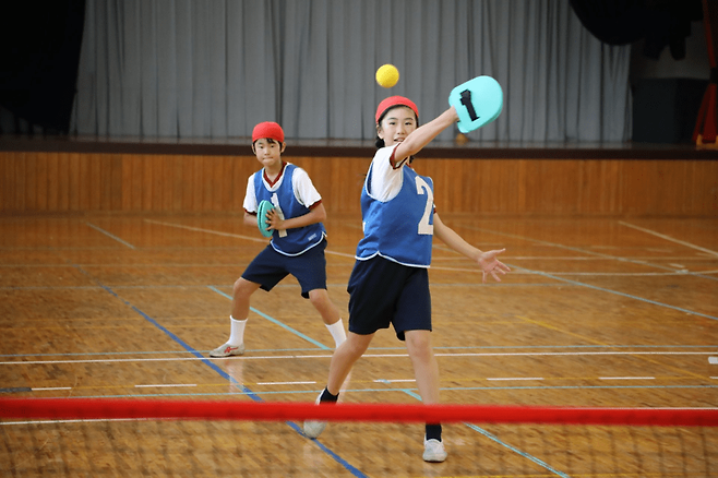 테니스 저변 확대를 위해 일본 학교에서 보급하고 있는 '테니핀'.