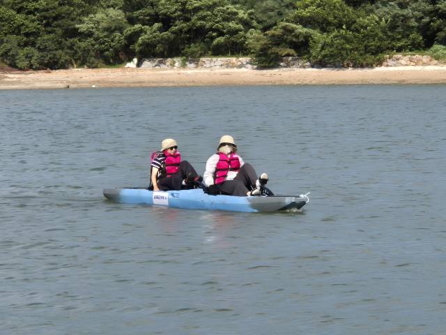 ‘해양낚시레저공원’에서는 낚시는 물론 카약·패들보드 등 수상레저기구 체험도 즐길 수 있다. 남해군 제공