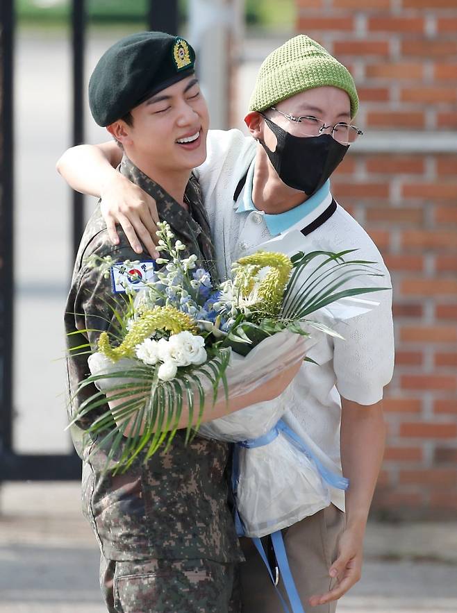 그룹 방탄소년단(BTS) 진·제이홉. 사진=뉴스1