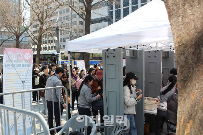 21일 서울 광화문 광장 일대에서 그룹 방탄소년단(BTS)의 컴백 공연 'BTS 컴백 라이브: 아리랑(ARIRANG)'이 열린다.(사진=김현식 기자)