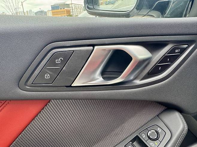 BMW 뉴 M135 xDrive. 사진=김동찬 기자.